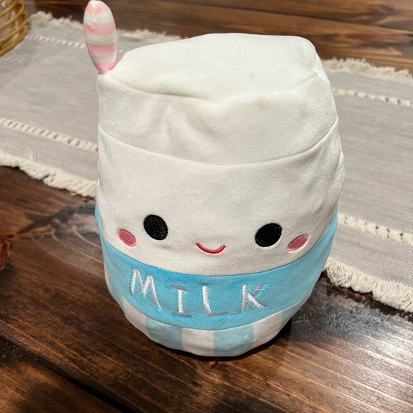 Squishmallow Flip-A-Mallow Melly & Ronnie Cow and Milk reversible plush, EUC - Picture 2 of 5